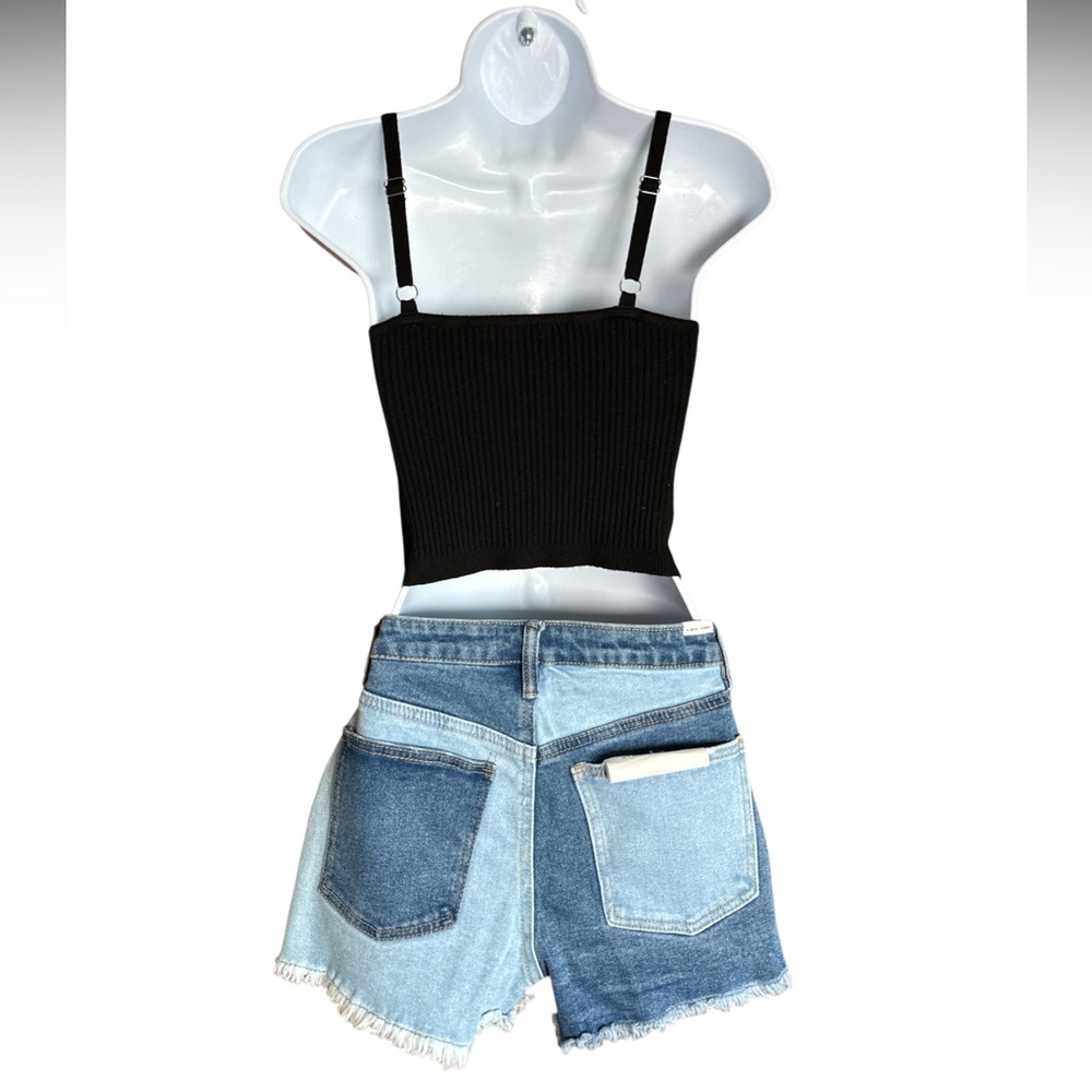 Almost Famous Mom Jean Shorts Womens 1 Blue two toned Cut Off Distressed Denim - Picture 2 of 9